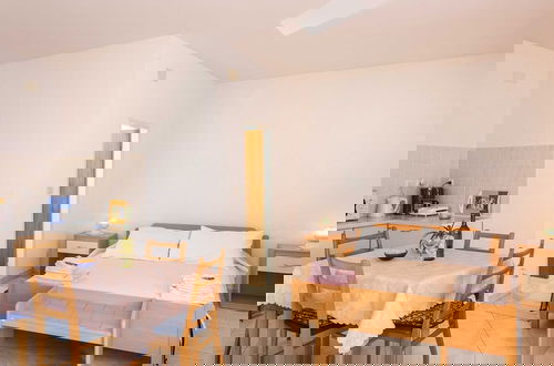 Foto 10 - Apartments Miljan Popovic - Studio Apartment With Terrace