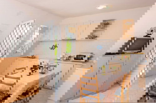 Foto 5 - Apartments Miljan Popovic - Studio Apartment With Terrace