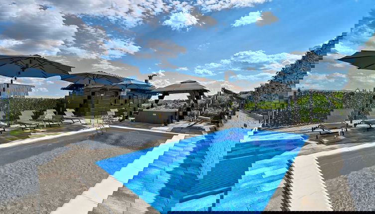 Foto 1 - AquaHaven With Private Pool And Wellness
