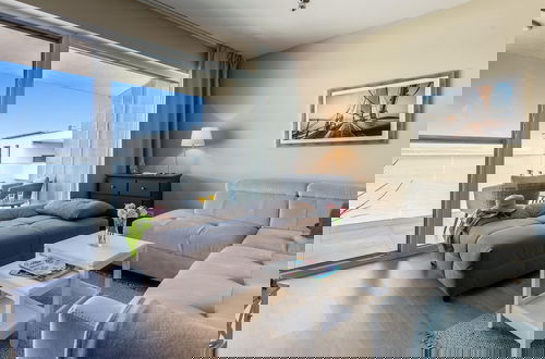 Foto 6 - Lakefront Elegant Condo Lela