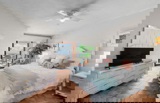 Foto 1 - Four Seasons 704w