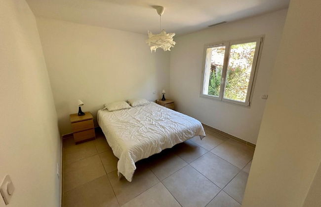 Villa L'esquirrol Vineyard Escape - Photo 3