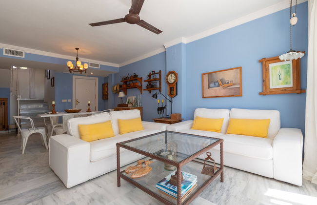 Lunamar in Marbella With 4 Bedrooms and 3 Bathrooms - Photo 8