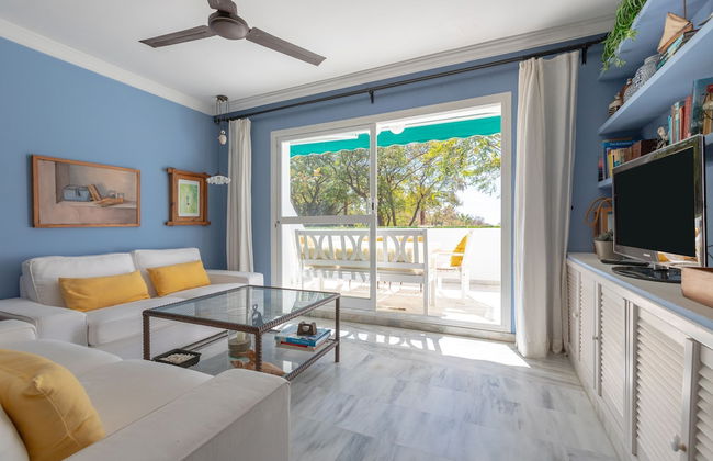 Lunamar in Marbella With 4 Bedrooms and 3 Bathrooms - Photo 6