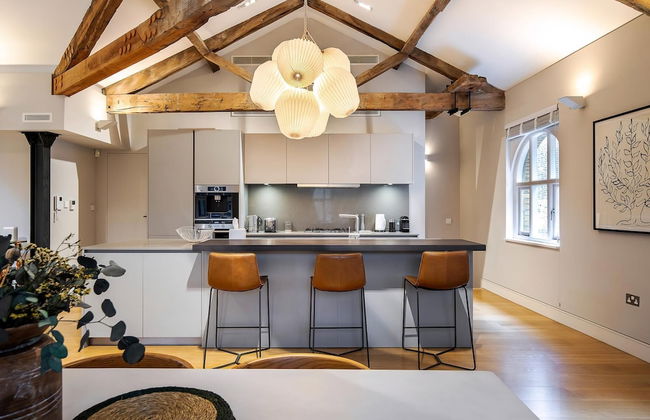 Pepys House: A Modern Touch of History - Foto 16