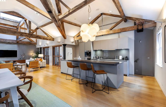Pepys House: A Modern Touch of History - Foto 15