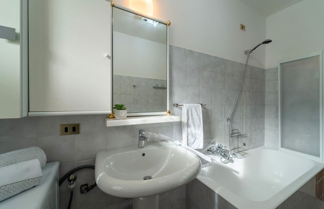 Scarlet Apartment with Garden - Foto 14