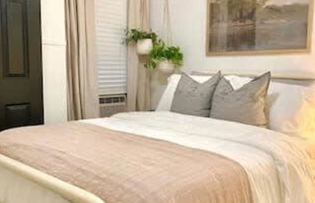 Spacious 4BR Retreat in the Heart of Lafayette - Photo 8