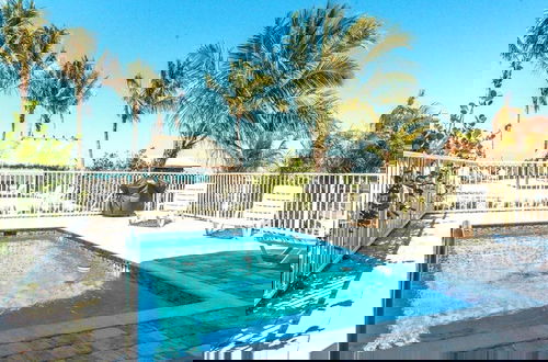 Foto 3 - 8 Waterfront 4 Bed 3 Bath Pool Home w Free Dock
