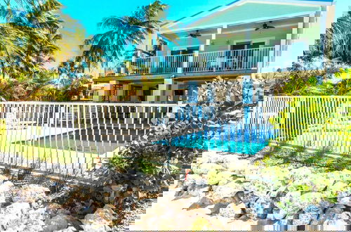 Foto 2 - 8 Waterfront 4 Bed 3 Bath Pool Home w Free Dock