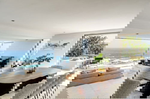 Foto 28 - Admire the Panoramic Views at Blue Ocean Penthouse