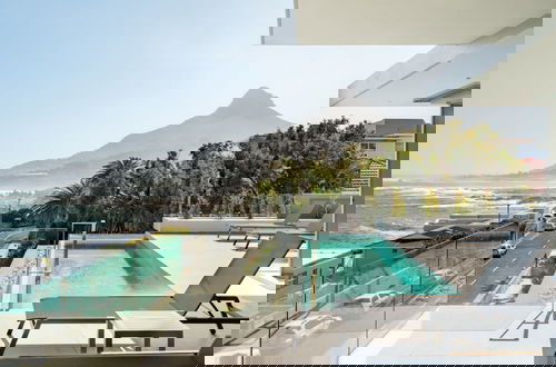 Foto 1 - Admire the Panoramic Views at Blue Ocean Penthouse