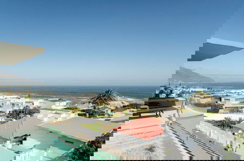 Foto 32 - Admire the Panoramic Views at Blue Ocean Penthouse