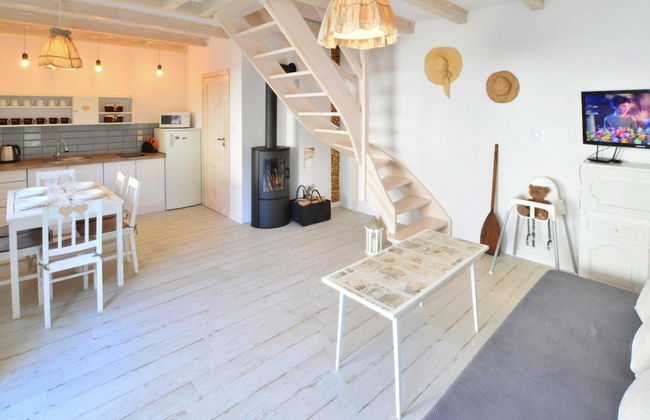 Holiday Home in Rusinowo Near Quiet Beach - Foto 8