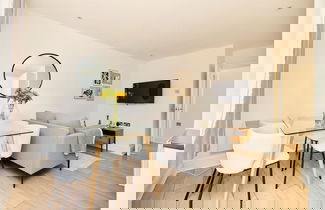 Foto 1 - The Streatham Crib - Bright 2bdr Flat