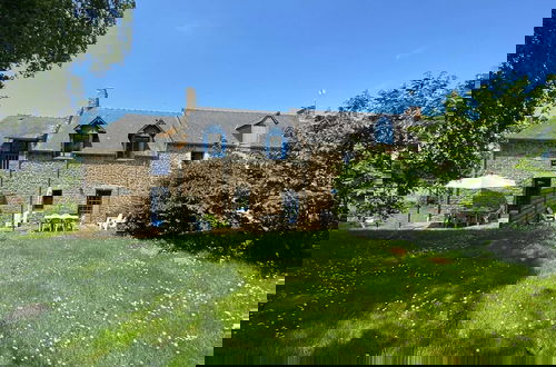 Foto 1 - Terraced House, St Meloir des Ondes