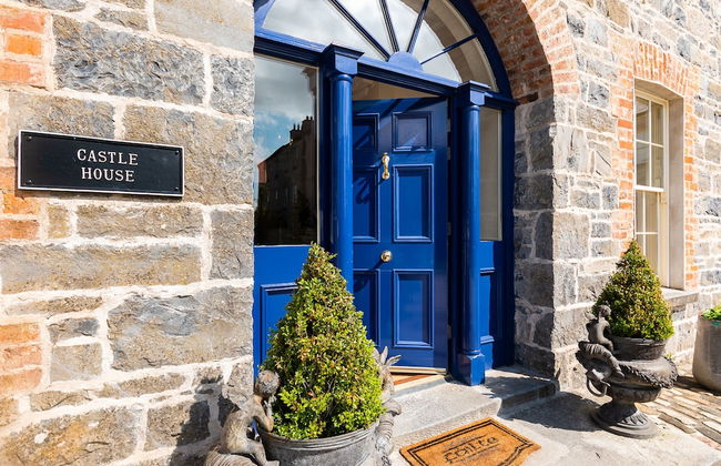 8 Bedroomed House Steeped in History - Foto 1