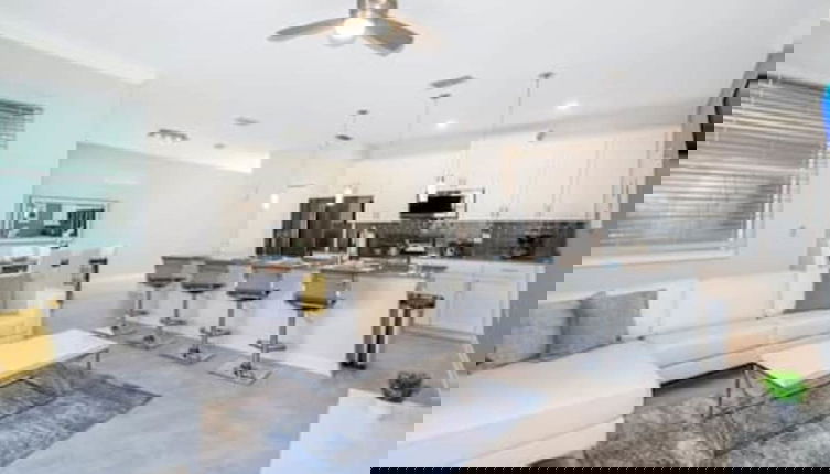 Foto 1 - Gorgeous Storey Lake 4BR