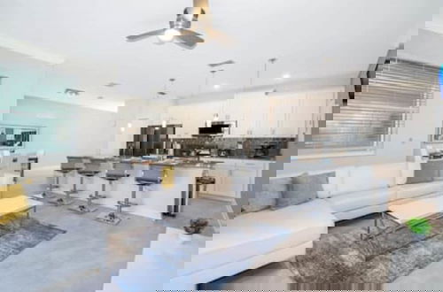 Foto 1 - Gorgeous Storey Lake 4BR