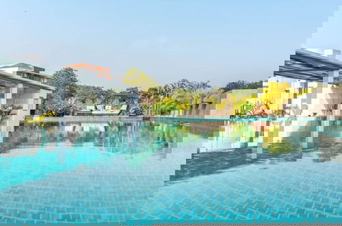 Foto 21 - El Arbol by Hireavilla-2br w Rooftop Pool in Nerul