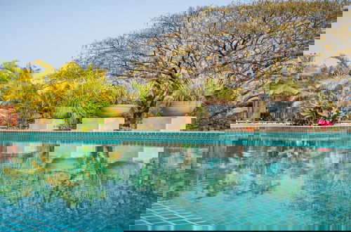 Foto 23 - El Arbol by Hireavilla-2br w Rooftop Pool in Nerul
