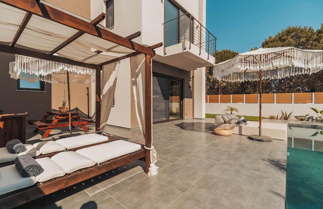 Nos Aqua Villas - Photo 53