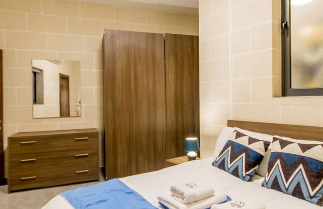 Siku Gozitan House With Pool hot tub - Photo 48