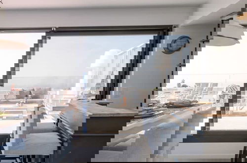 Foto 6 - Penthouse With 2 Terraces and Magnificent sea View