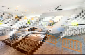 Foto 1 - New Altair House by Brightwild Pool Pets
