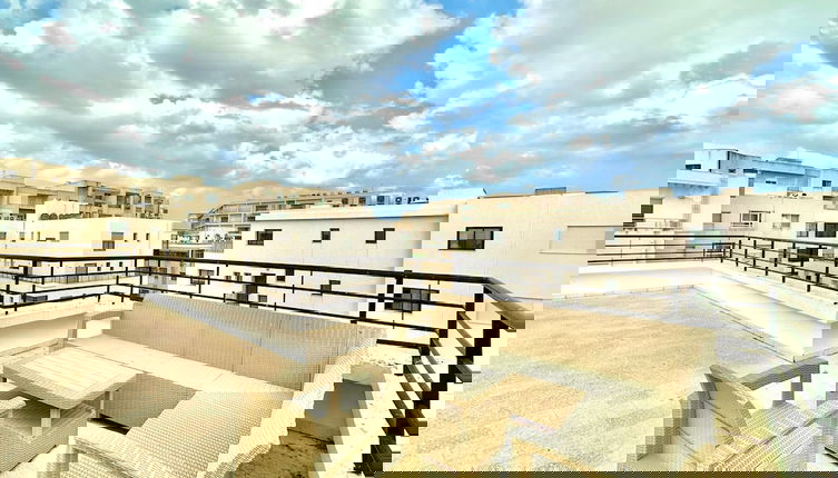 Photo 1 - The Lake View Spacious With Amazing Terrace