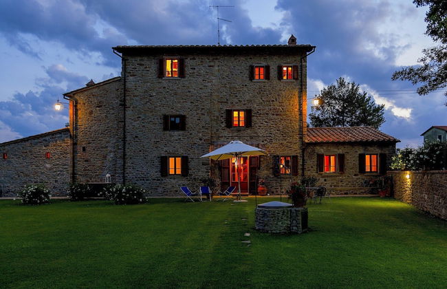 Agriturismo Near Cortona With Swimming Pool - Photo 1