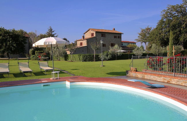 Agriturismo Near Cortona With Swimming Pool - Photo 38