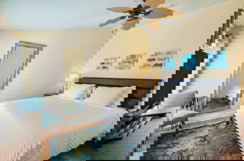 Photo 14 - Sky Suite on Duval by Brightwild Condo w Balcony