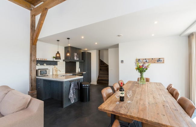 Family House With an Ideal Location, Private Terrace, Garden and Sauna - Foto 29