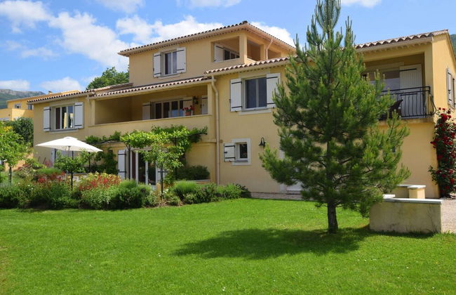 Apartment in Montbrun-les-bains Near Forest - Foto 69
