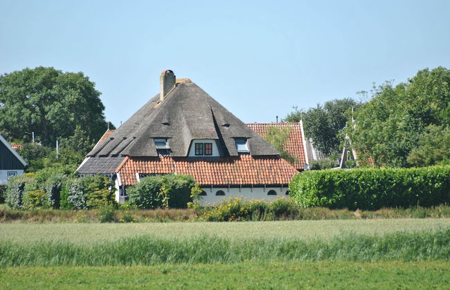 Lovely Holiday Home in Texel Near Sea - Foto 59