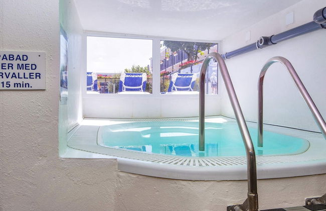 6 Person Holiday Home on a Holiday Park in Glesborg - Photo 15