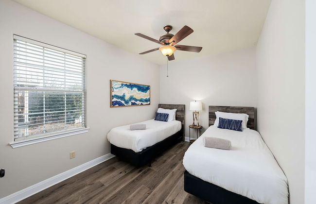Upstay - East Austin Family Home - 5min From DT - Foto 39