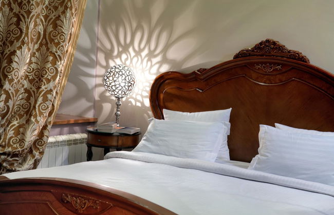 Theatre Boutique Aparthotel - Photo 79