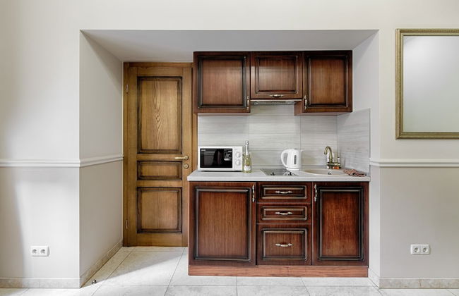 Theatre Boutique Aparthotel - Photo 66