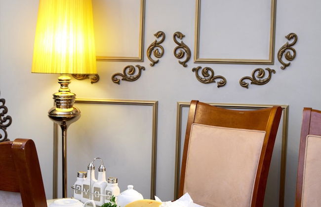 Theatre Boutique Aparthotel - Photo 18