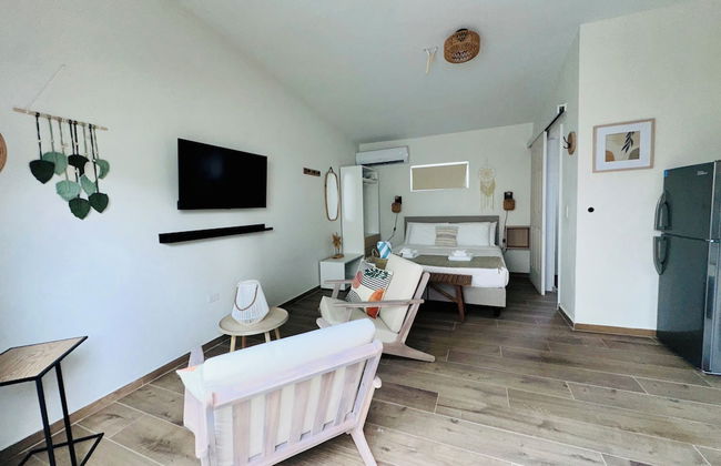 Vistalmar Ocean Suites - Photo 36