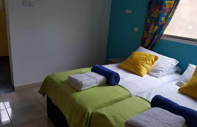 Camara Gardens Apartments with Pool - Foto 2