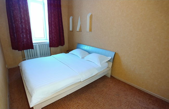 Kyiv Apartments - Photo 34