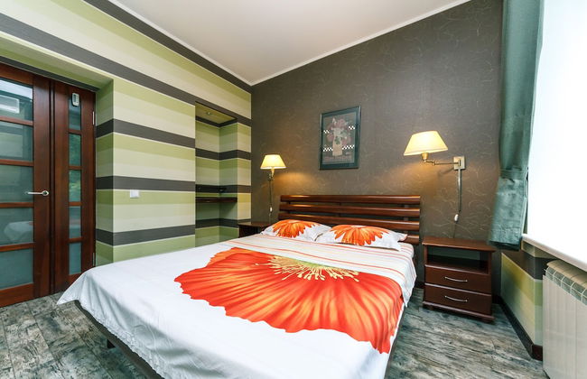 Kyiv Apartments - Photo 10