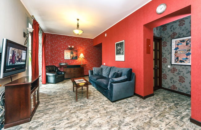 Kyiv Apartments - Photo 6