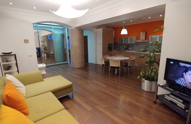 Kyiv Apartments - Photo 80