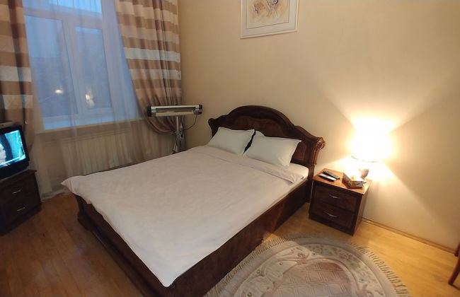 Kyiv Apartments - Photo 21