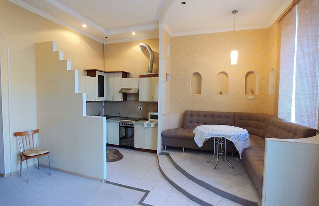 Kyiv Apartments - Photo 33