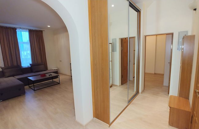 Kyiv Apartments - Photo 56